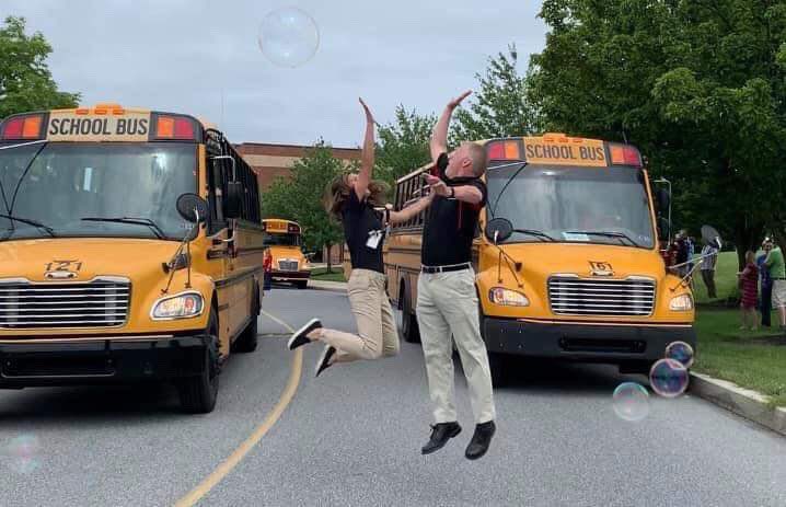 CVSDnews's tweet photo. ☀️ SCHOOL’S OUT FOR THE SUMMER! ☀️ Enjoy your well-deserved summer break! But please know that we truly can’t wait to see you on August 19, 2019, for our first day of school. 😉 #TheyDidItAgain #weWILLmissyou #ItsAllinFun @EagleViewMS @WC_WolfPack https://t.co/iykmcZFYah