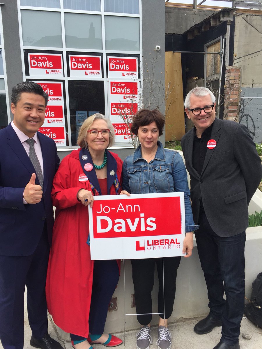 Jo_AnnDavis's tweet photo. One year ago today I had the privilege to run as the @OntLiberal candidate for #UniRose - working along side a dedicated team of volunteers and community members. Thank you to everyone for volunteered their time or made a donation. #UniRose needs you now - join the @URPLA today! https://t.co/qtfFUQt9If