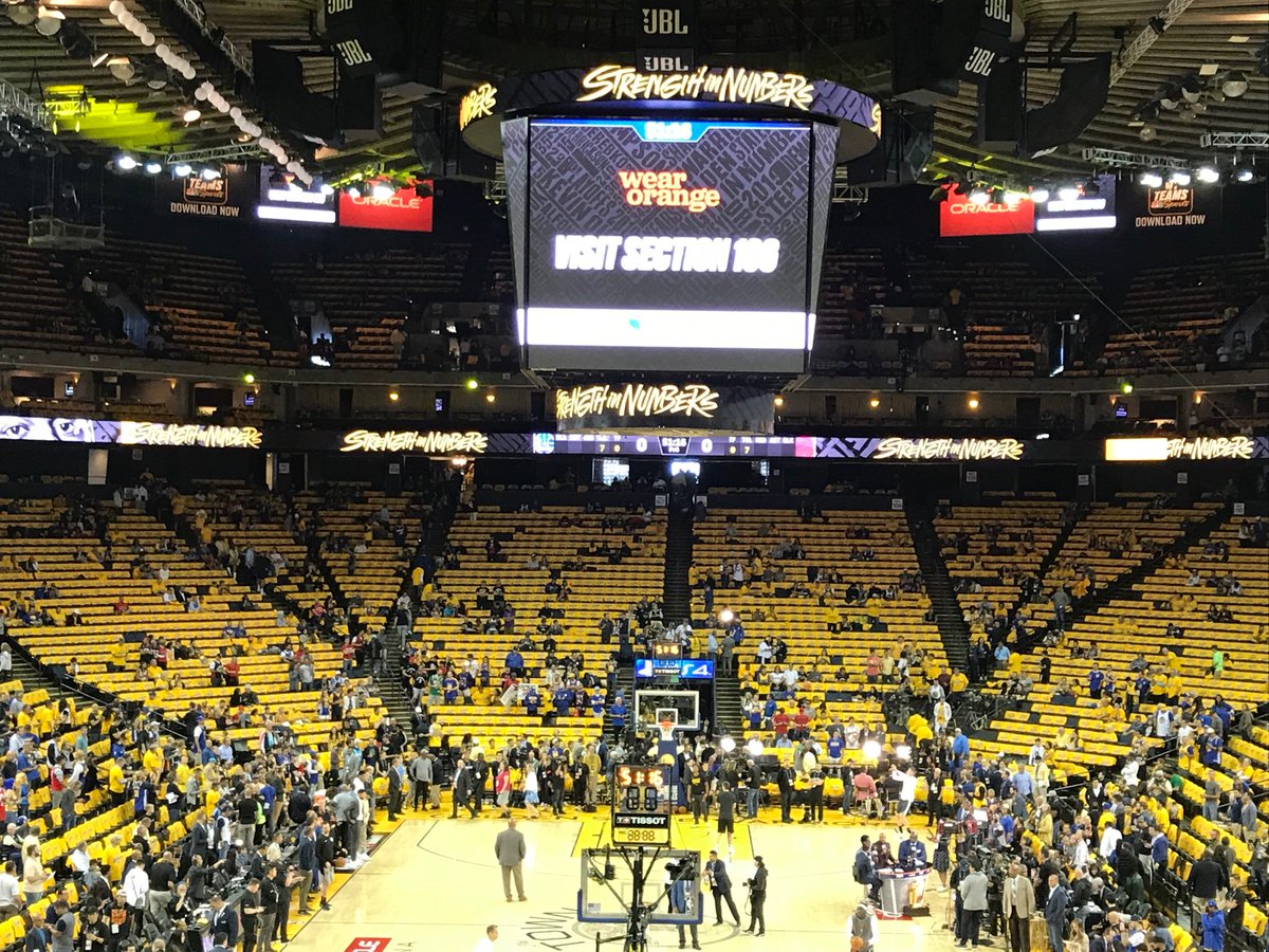 AscendAthlete's tweet photo. The @warriors #WearOrange tonight! Thank you for welcoming gun violence survivors,
@MomsDemand and
@Everytown to the #OracleZone and #WarriorsGround!
Champions on the court and in the community!
#NBAFinals https://t.co/gYRLGyb4l0