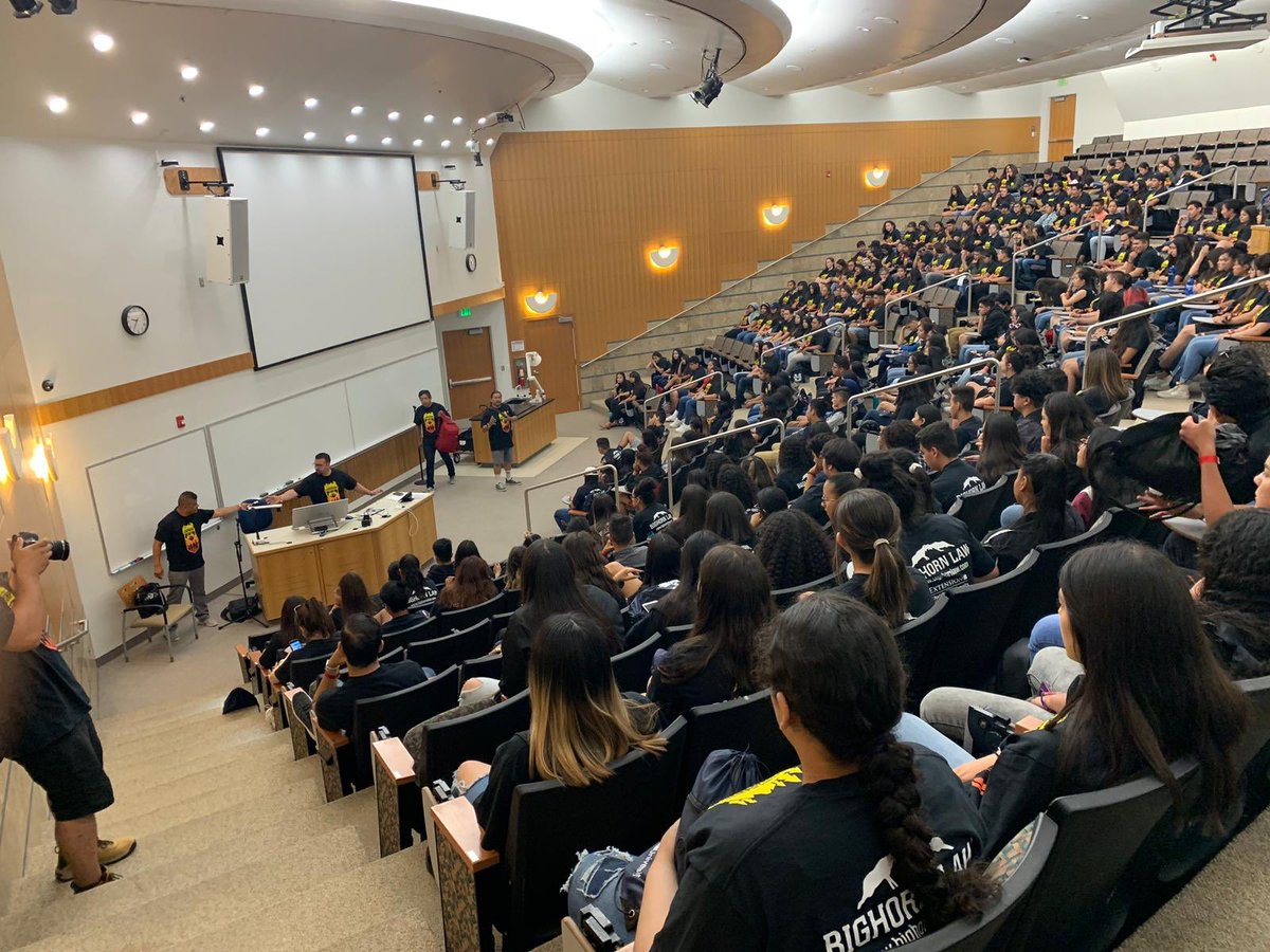 latinosinacti0n's tweet photo. Such an impressive group of students! These young leaders have been absolutely incredible.
📍#USUAggies
#LIABootCamp https://t.co/7V1IhiWkWR