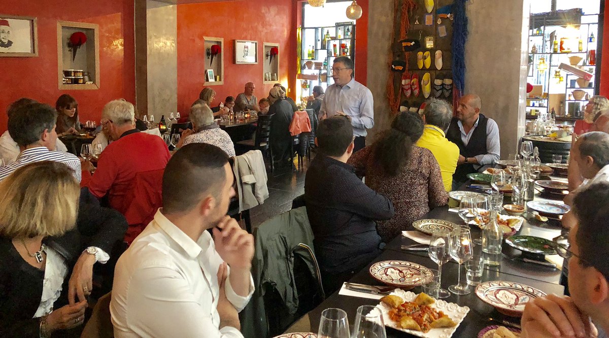 JeanMichelMIS's tweet photo. #Repasconvivial avec les marcheurs #Stéphanois. Bravo à tous les militants de @SainteEnMarche et @JeunesMacronSE pour leur travail accompli durant la campagne Européenne. Nous avons porté l’idée d’une refonte de l’#Europe, pour une Europe du progrès, qui libère et qui protège 🇪🇺 https://t.co/9dp7YK9Xej