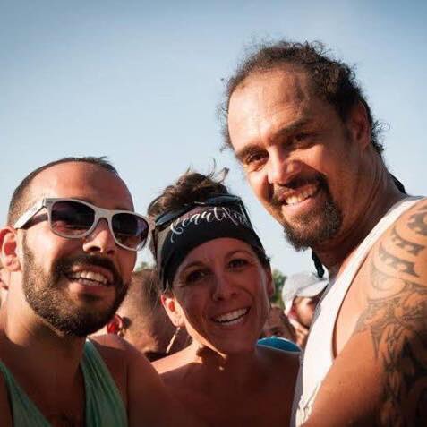 JENTONEY's tweet photo. I didn’t run with Manas this time around like in Pittsburgh, but im super pumped that my first experience at Red Rocks is with my L’il bro, @RperiodJperiod, to see @michaelfranti and Spearhead! #stayhuman2 https://t.co/rVGKAJ2gSM