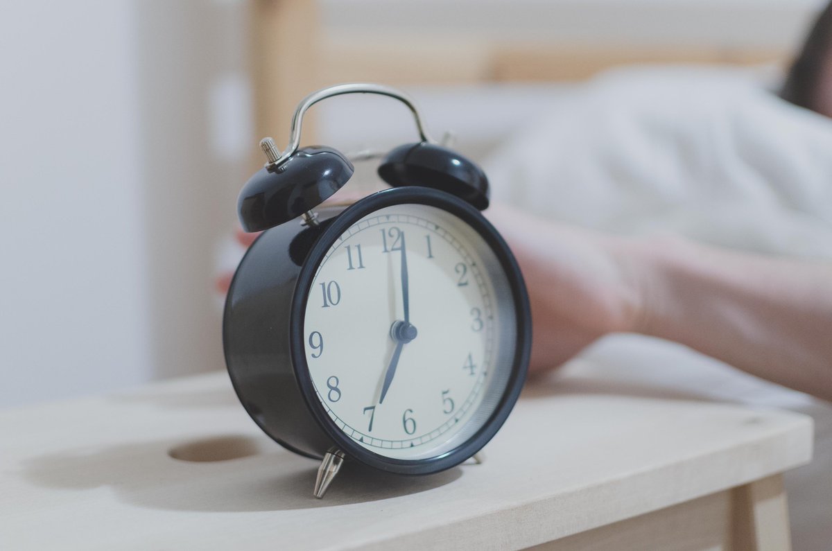 RunCharlieLtd's tweet photo. FUN FACT FRIDAY...
Alarm clocks are not healthy, as they don’t wake you up but they startle you causing a panic that interrupts your sleep state. https://t.co/uiqOxyXi3x