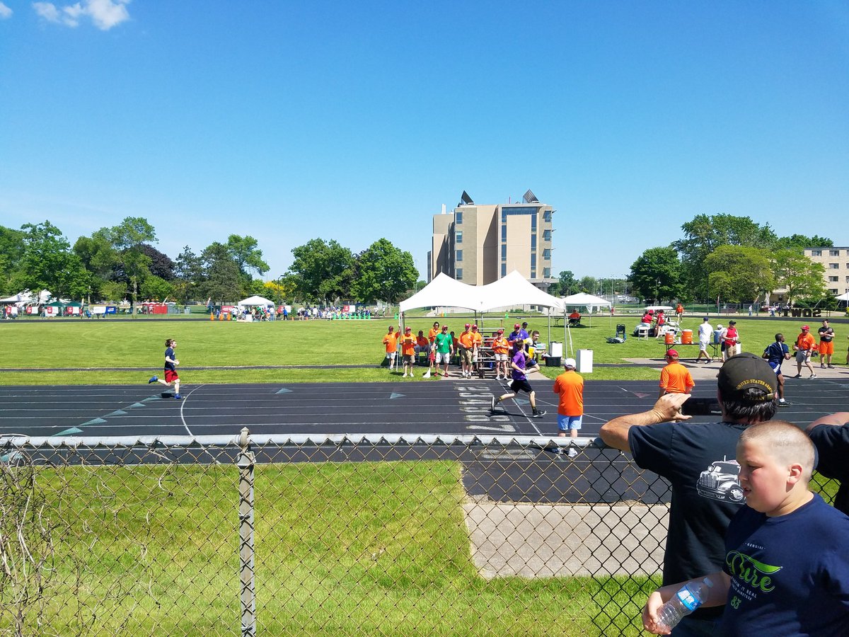 MrScottStrand's tweet photo. Lots of great competition today w/ @SpecialOlympics WI. Congrats to the @MosineeHigh team for all those medals! https://t.co/5kYFFdHEW0
