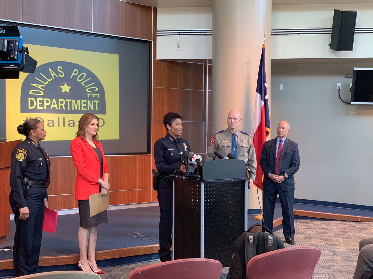 Dallas_DA's tweet photo. District Attorney John Creuzot joins local, state and federal law enforcement in a joint press conference to announce a coordinated effort to address violent crime and enforcement plans between #DPD #DPS #DALCOSheriff #USAtty #DallasDA https://t.co/TyfBWioCas