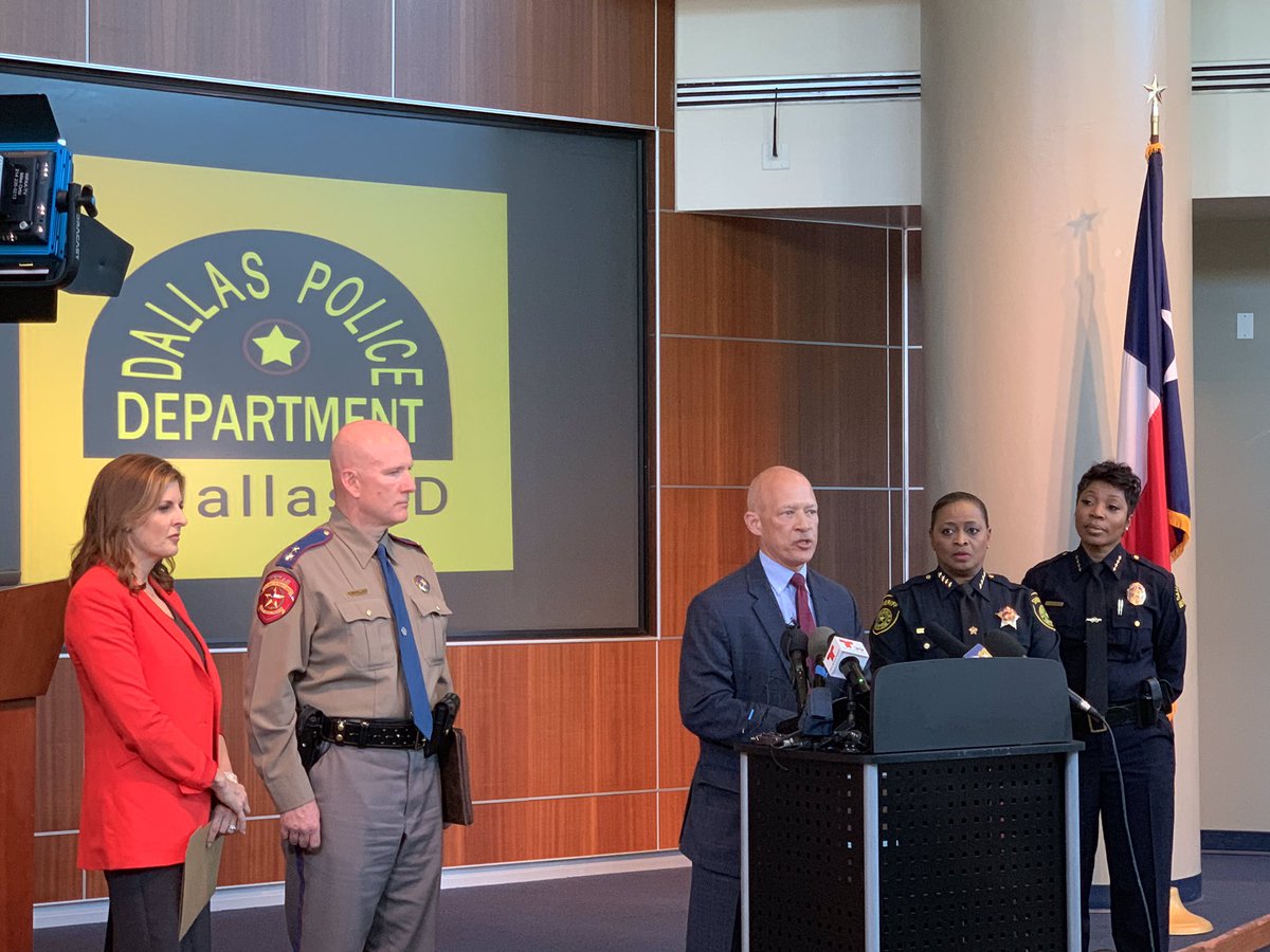 Dallas_DA's tweet photo. District Attorney John Creuzot joins local, state and federal law enforcement in a joint press conference to announce a coordinated effort to address violent crime and enforcement plans between #DPD #DPS #DALCOSheriff #USAtty #DallasDA https://t.co/TyfBWioCas