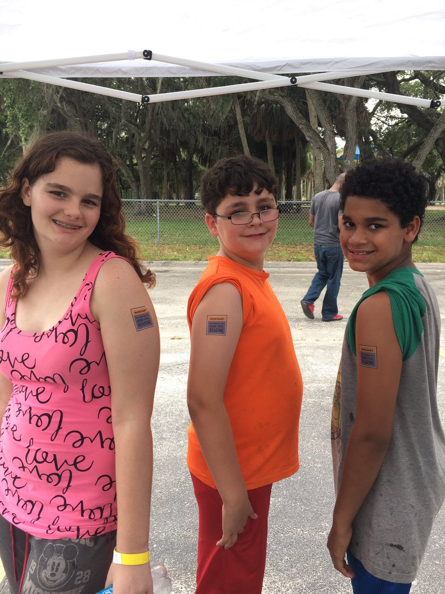 AMcNaryTPF's tweet photo. Another #bookrichenvironment event at SUMMER JAM @HousingSarasota !!!! https://t.co/9VNk4AnfJh