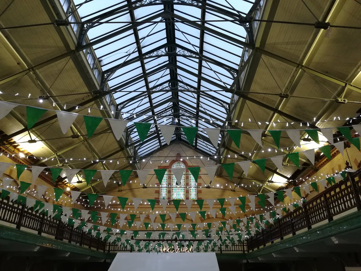 EvaMaeyaert's tweet photo. What an amazing performance of @JProjectMusic ! And ofcourse, what a wonderful location in Victoria Baths. So unusual but so beautiful for the sound of both instruments!☺️ @EiraElj @AnnaRosaMari @victoriabaths https://t.co/S4Eo1AshK2