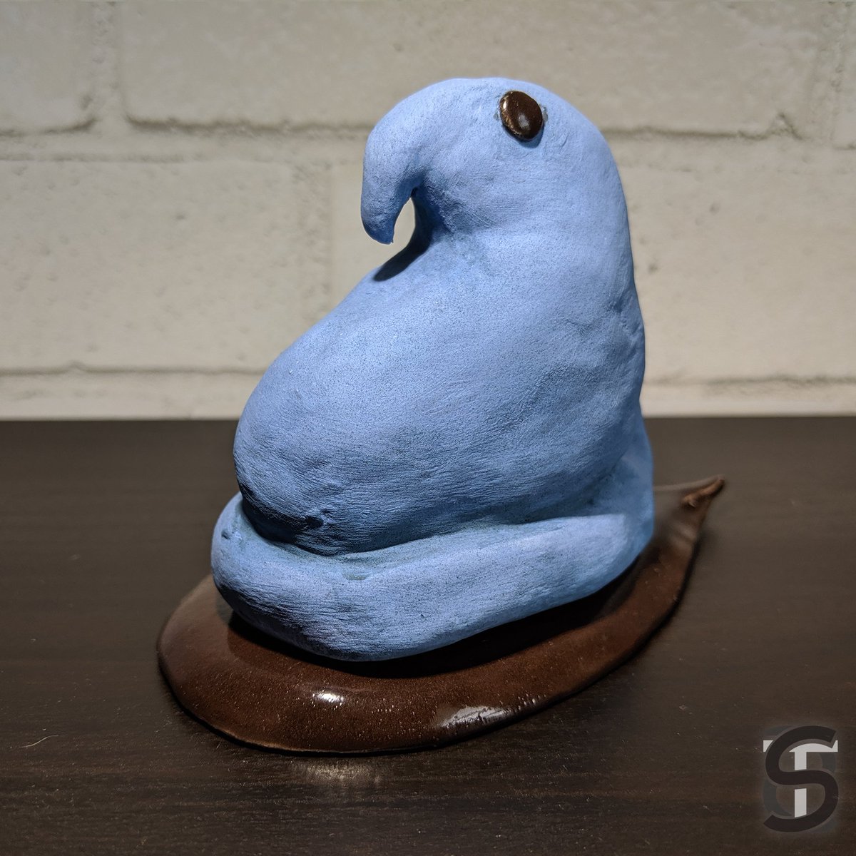 SonderTheStars's tweet photo. Look at this cutie! Look at him!

He’s a periwinkle Peep I made in sculpture class. More pictures below. 

#PeepArt https://t.co/OHRRvFJnPr