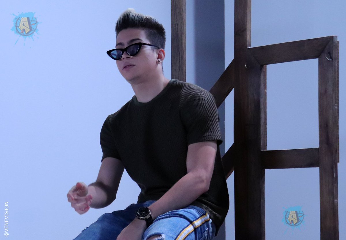 AtomicoOficial's tweet photo. ¿Vieron como @Gabo_boys reflexionó? 🙈 😂 #LosBoysEnReality https://t.co/9TIpX5naGP