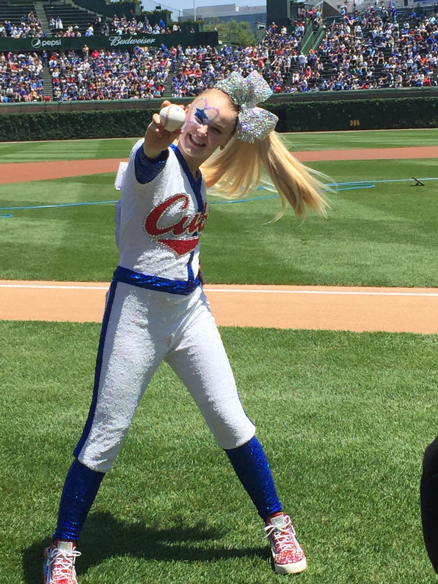 Nickelodeon on X: The @Cubs just signed a new pitcher