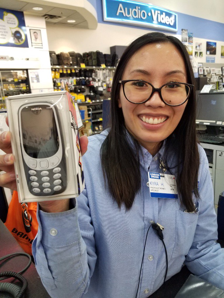 London Drugs tweet media