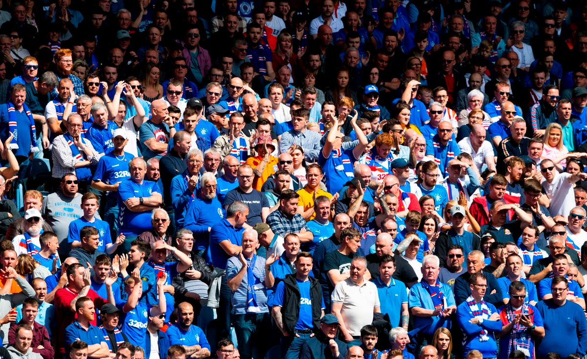 Record_Sport's tweet photo. Rangers didn't win anything but smiles on fans faces show success of Steven Gerrard
https://t.co/vdtFtbUmfe https://t.co/SIkm9P8dfM