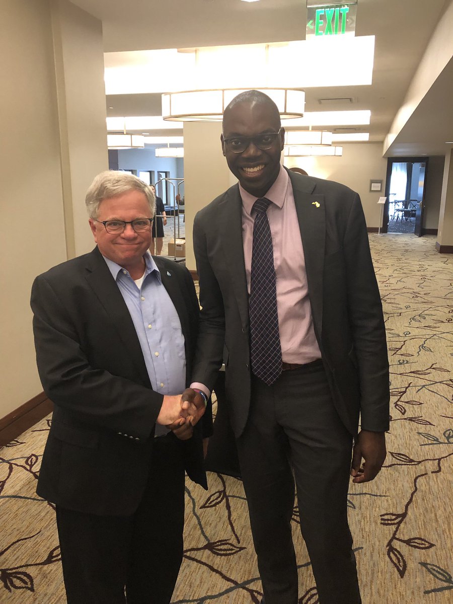 mikefgrimaldi's tweet photo. @wakeupdenverSG @LtGovGilchrist @PRSA Thot the same thing as I listened to @LtGovGilchrist keynote remarks to #pagprsa today. https://t.co/UMXubA4twD