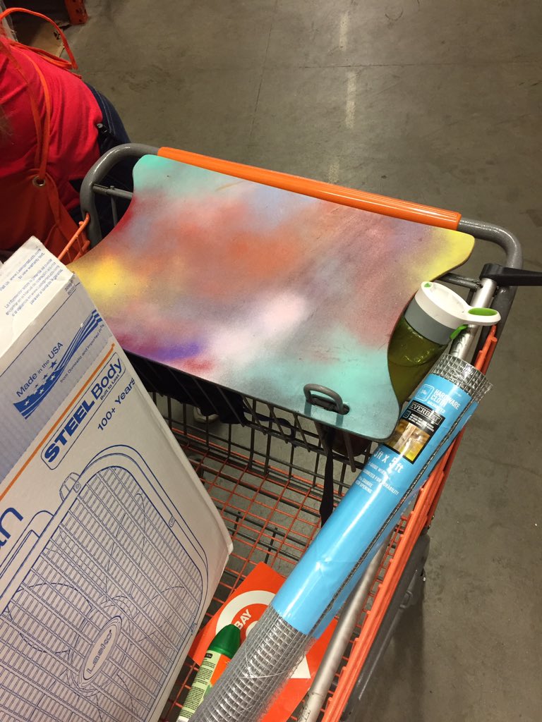 CardelfeHunter's tweet photo. These two associates have come up with a phenomenal idea. Lynette from D28 and april from MET have created an add on to the home depot shopping carts to allow them to have a portable workstation. Let keep innovating 0957! https://t.co/rGRfRyyv3x