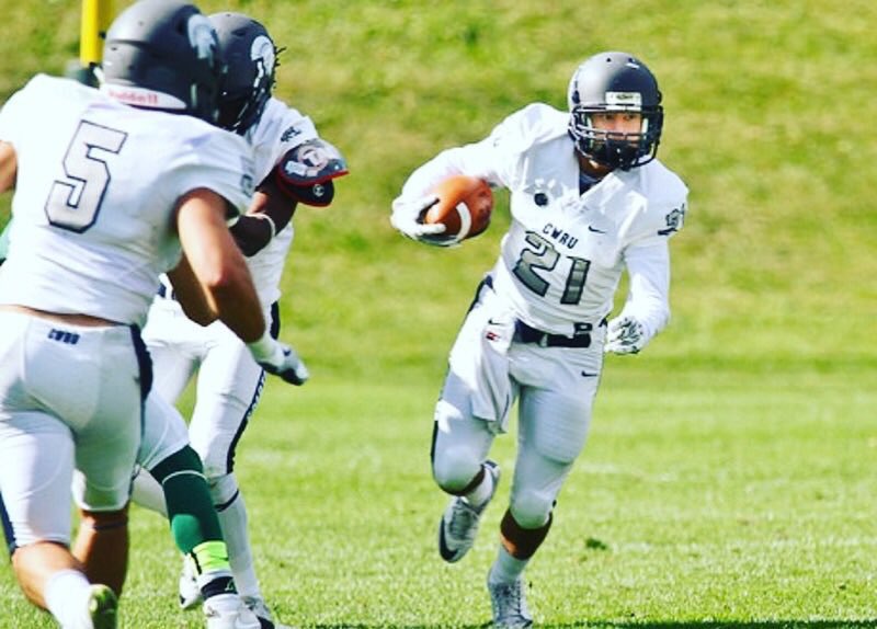 seanlucbeaubien's tweet photo. Extremely blessed to receive my first offer from Case Western @CoachWMiller @BelenJesuitFB https://t.co/8tgsz4H3nG