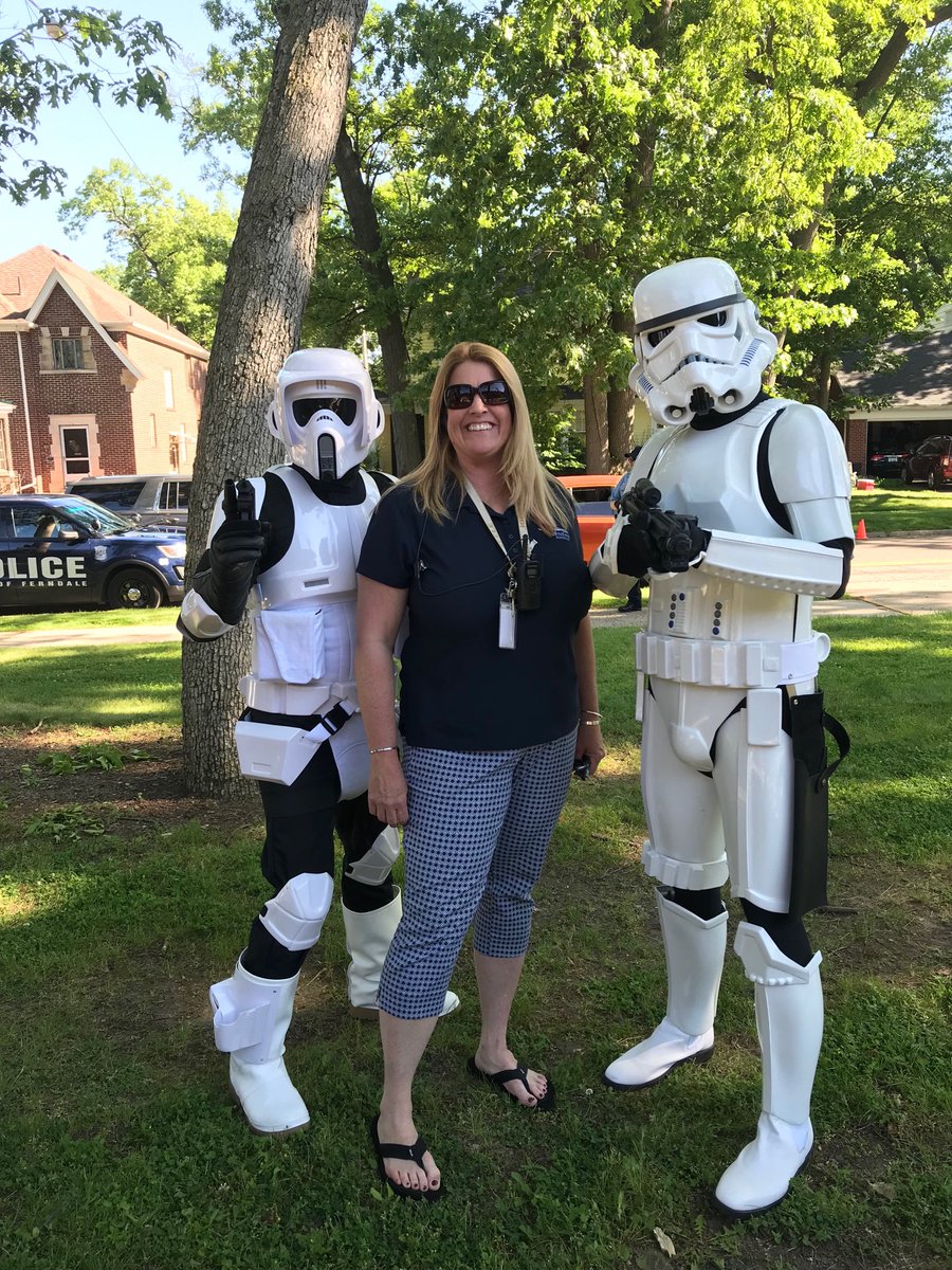 InspireU2learn's tweet photo. June Fair fun! #fpseaglepride https://t.co/05DjRgEjtK