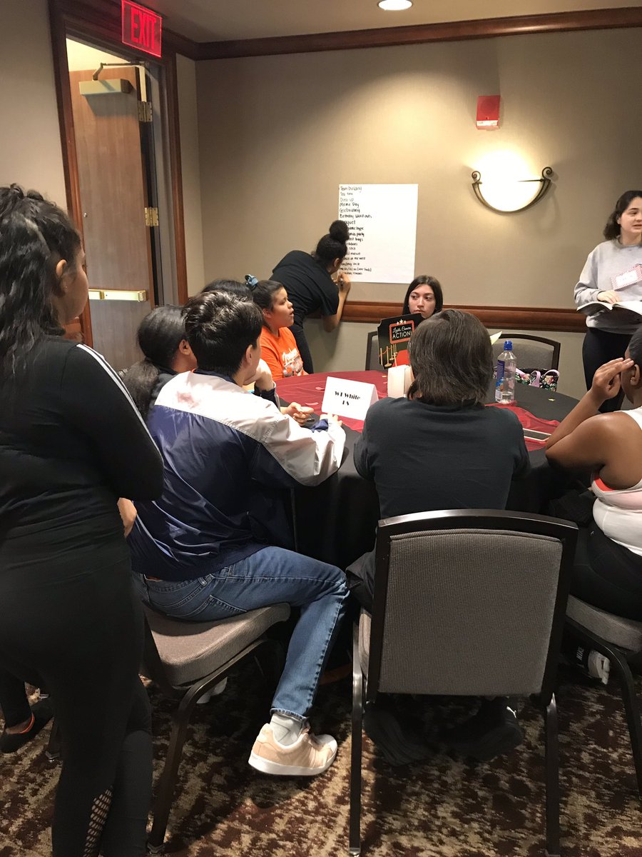 Jaclyn Smith tweet media