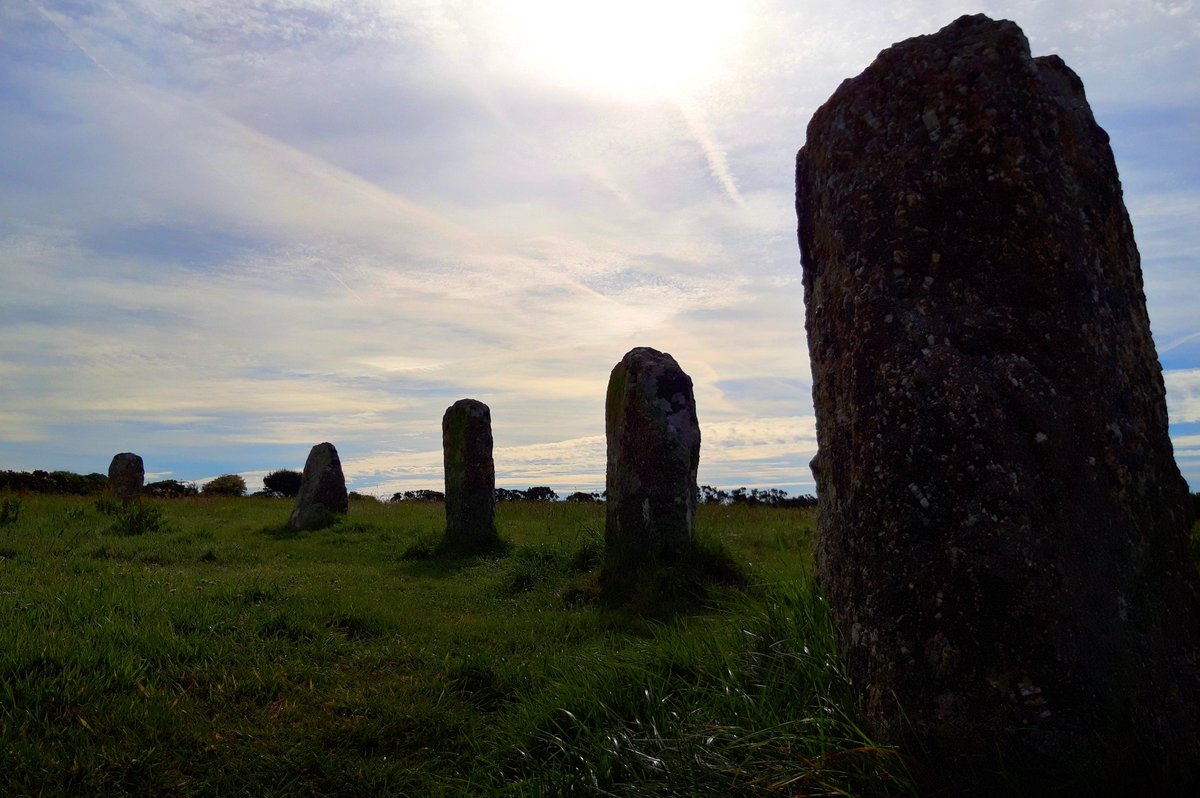 Similarly, The Merry Maidens near Lamorna were apparently petrified for dancing with The Pipers, the impressive 4m+ megaliths in a nearby field. As with Tregeseal East above, The Merry Maidens were once accompanied by another stone circle. #PrehistoryOfPenwith #megalithic