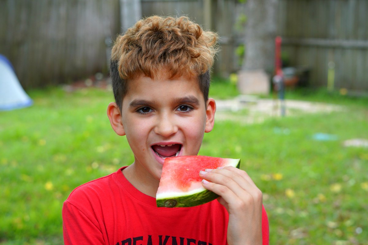 #ad Are you planning a fun party this summer? My favorite #FreshFromFlorida fruits and vegetable are in season, and who doesn't love a #produceparty!

Check out these tips for entertaining this summer with <a href="/freshfromFL/">Fresh From Florida</a>  produce and tons of fun!

Tips-->
mommyhoodlife.com/tips-for-enter…