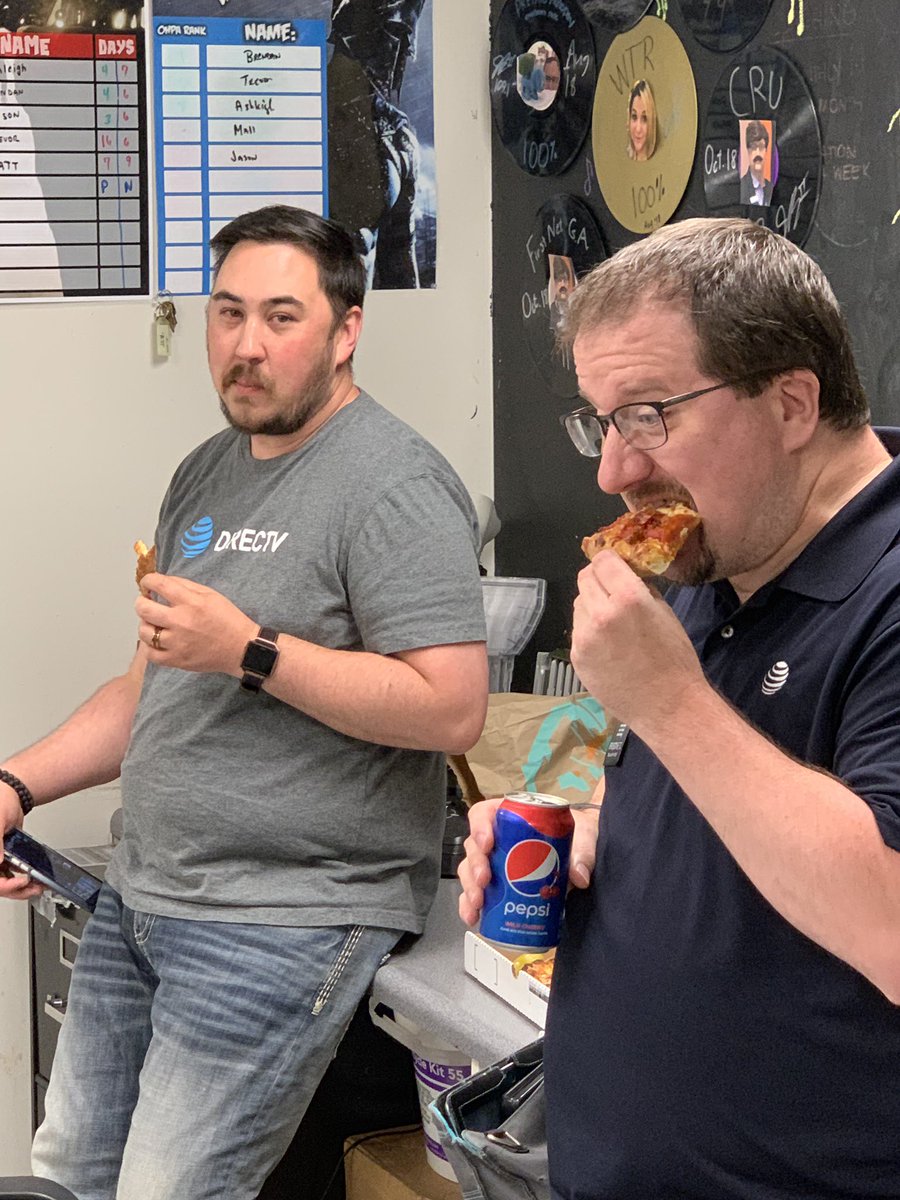The_Coontz's tweet photo. @TrevorTwitty @JET1273 @bcclegg and @MattyS_B enjoying the pizza from today's contest. #OVMagic #teamPOWer #OHLAcalypse #OVM_squad we plan on having pizza everyday this weekend. https://t.co/io27lFavRi