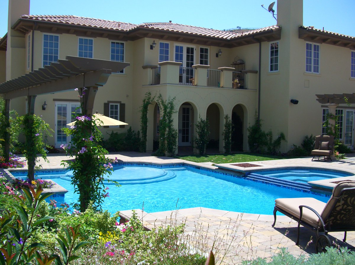 It's starting to feel like summer! Ready for your oasis? Call us for a consultation today! #summeriscoming #relax #amazingbackyards #swimmingpools #personaloasis