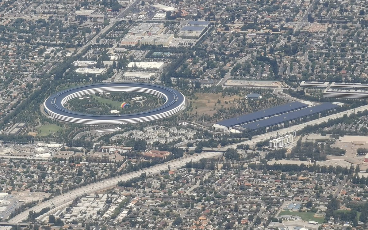 benwood's tweet photo. Fantastic views of #ApplePark while heading towards #SFO today. (Shot on @HuaweiMobile #P30Pro) https://t.co/AXUqkrlPZd