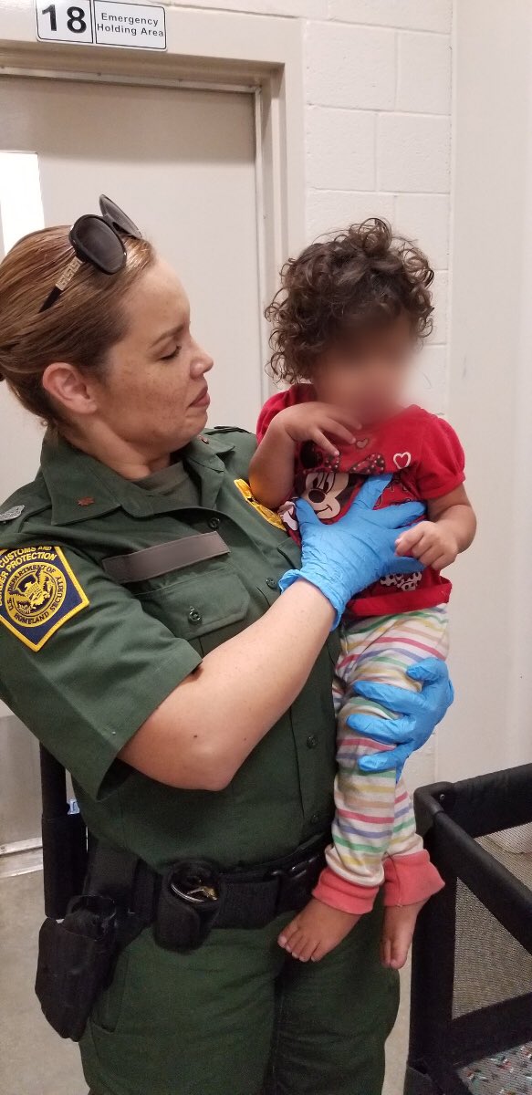 #BorderPatrol Agent caring for 1.5 yr old child with chickenpox who was part of a fraudulent family unit. The male who the child was with is not related to the child and has ties to MS-13 gang.  Our Agents continue to do their best during this crisis.