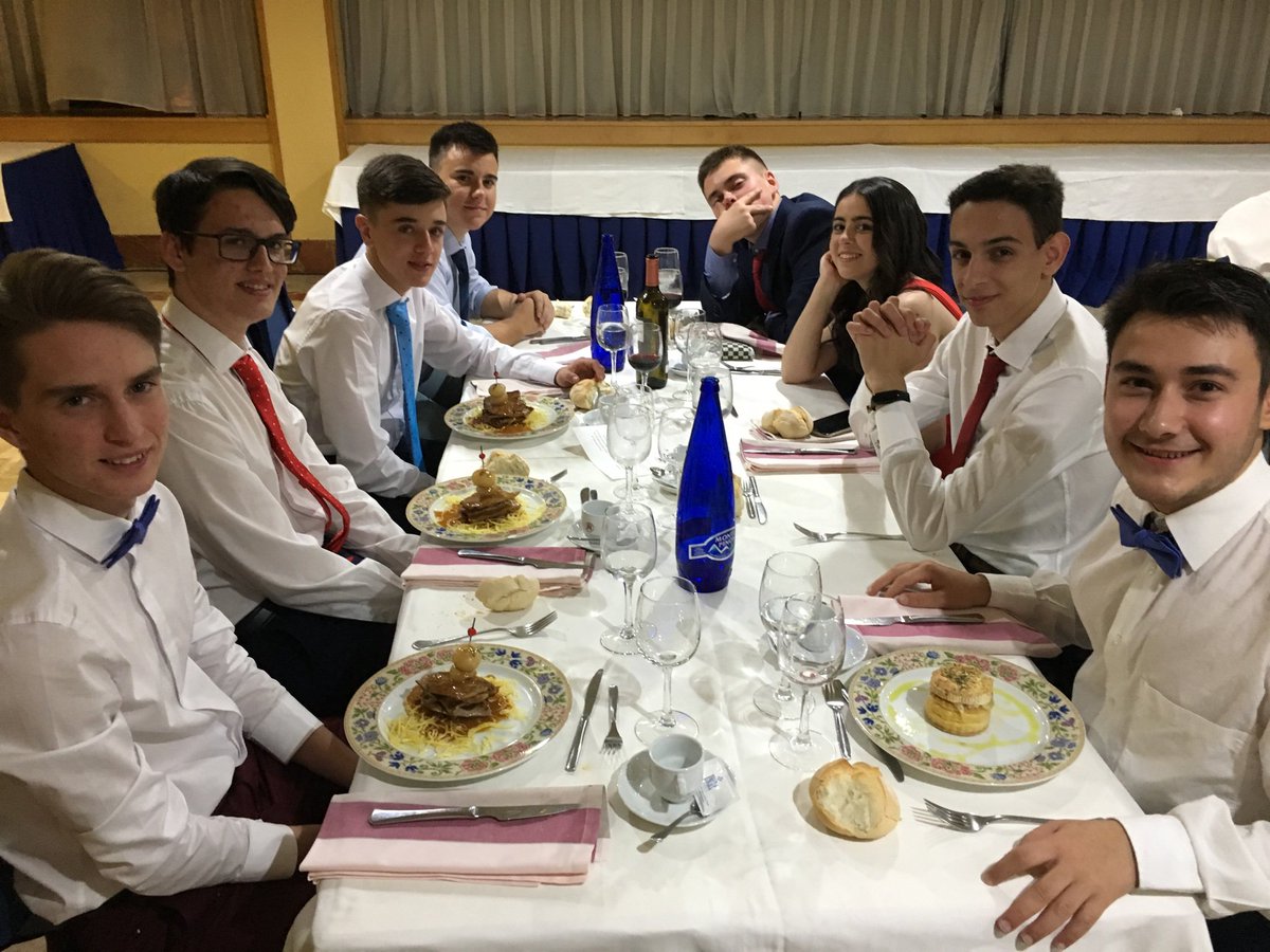 IES SAN ISIDRO tweet media