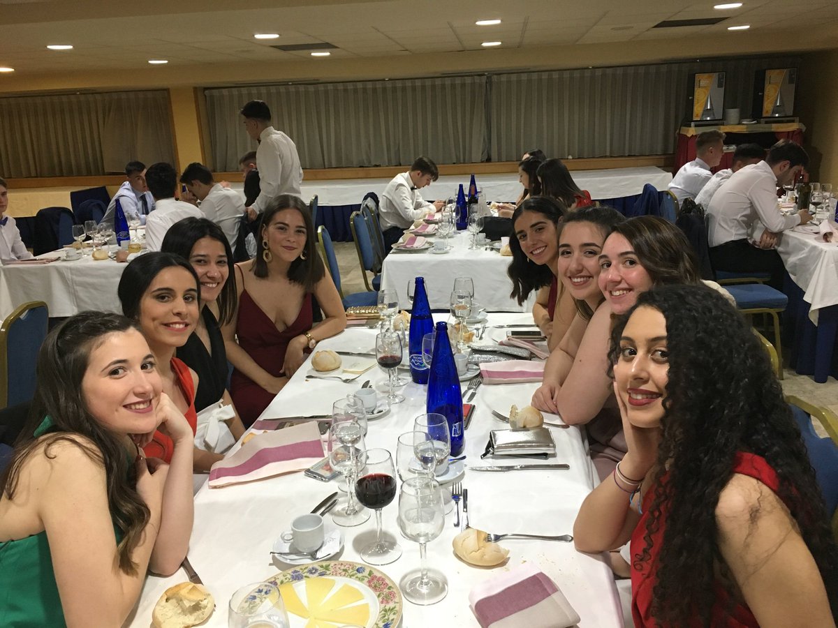 IES SAN ISIDRO tweet media