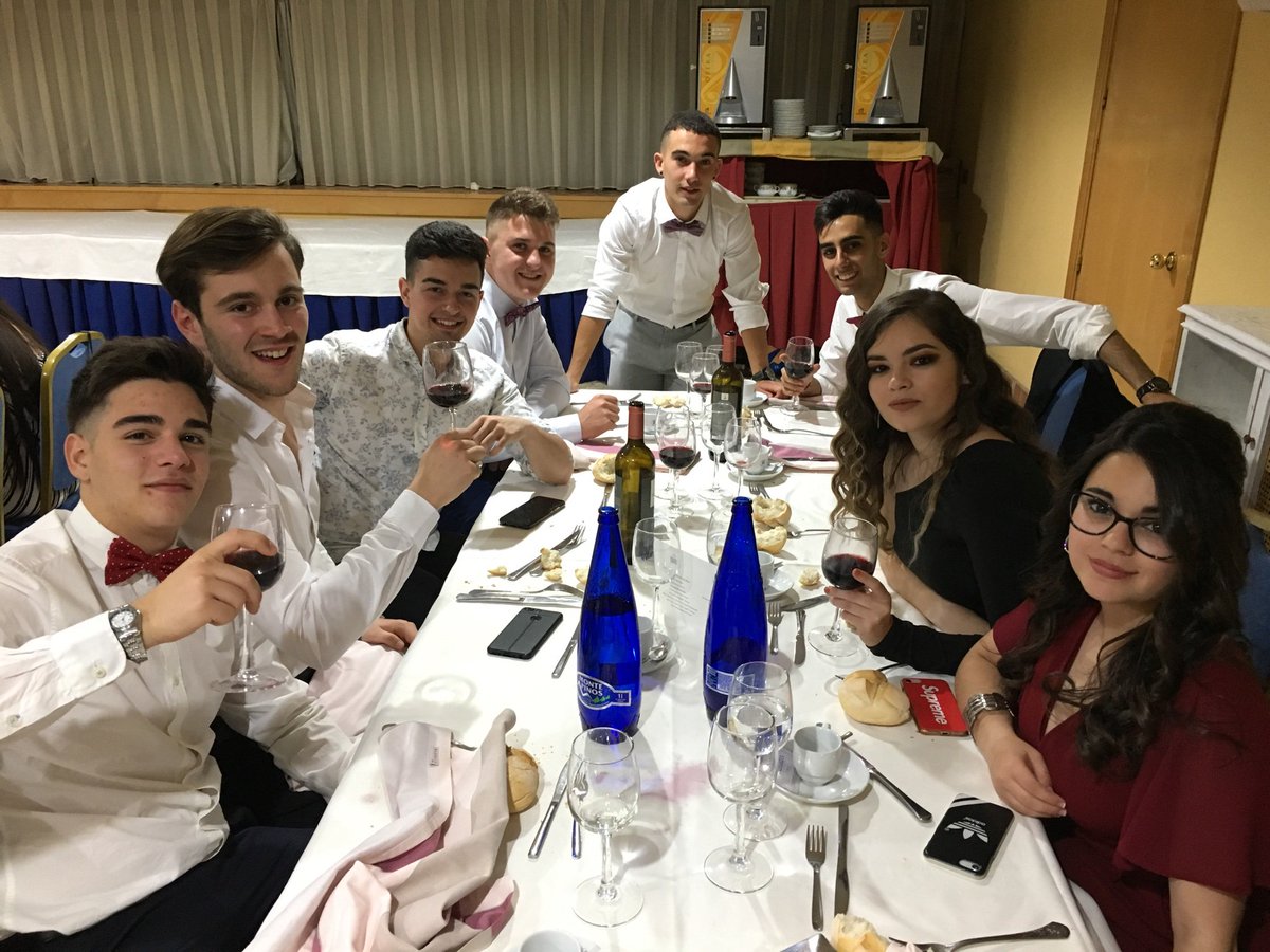 IES SAN ISIDRO tweet media