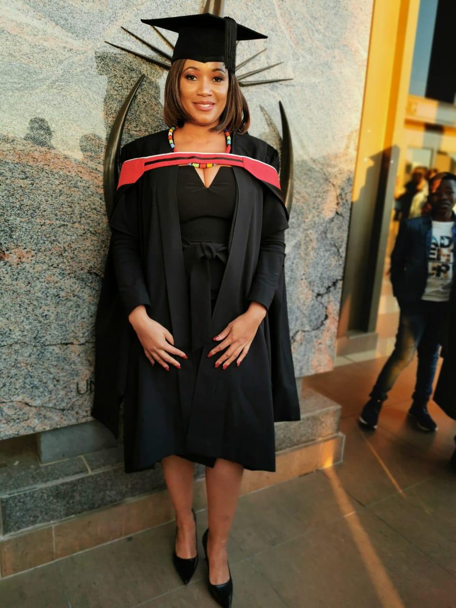 KMosalla's tweet image. It's done... LLB in the bag, now waiting for that call🙏🙏@tumisole please come thru😂😂