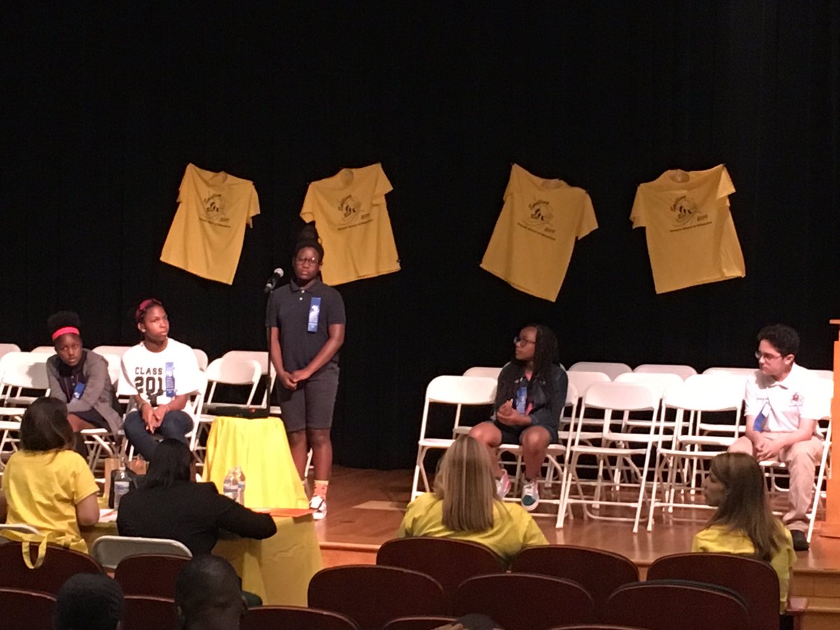 READNEWARK's tweet photo. A job well done to all our students who participated in the NPS District Wide Spelling Bee for grades 6-8. Thank you to the moderator and judges for your support. @NPSvoices https://t.co/dsEcmzw2DO