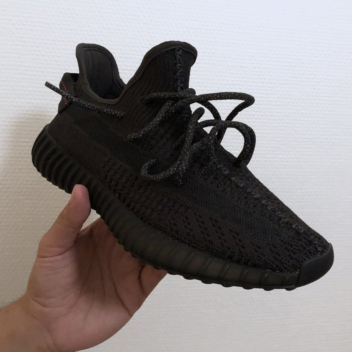 more_sneakers's tweet photo. At the end of the day, did you manage to cop a pair ?
Despite high volumes 'announced', this was NOT an easy cop.
I guess we all know why...
#yeezy #adidas #kanye #yeezyboost #yeezyboost350 #staticblack #moresneakers https://t.co/RYlM3LVn0p