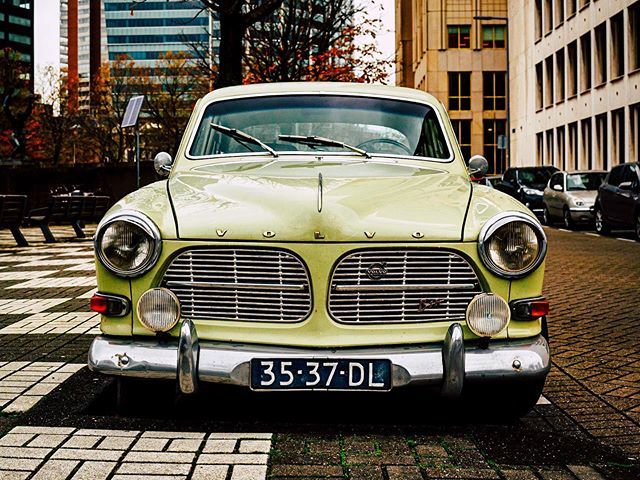 Anti_bratwaffle's tweet photo. An old Volvo in Rotterdam
.
.
.
Olympus OM-D EM5ii
Olympus 12-40, @21mm
.
.
1/500, f/3.2, ISO 400
.
.
.
#olympusomd #olympus #microfourthirds #microfourthirdsgallery #volvo #netherlands #rotterdam #travelphotography #travel #carfaces https://t.co/AaHWFiQ7n2 https://t.co/gm8I88cSEU