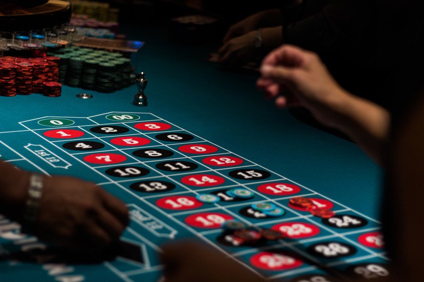 CassandraEuro's tweet photo. You can try to pick a random winner at the casino for a "chance" of winning.. Or throw some my way for "guaranteed" bliss. #GoldCoast #Escorts #stripper #gfe #pse #luxurycompanion https://t.co/w24PfHomxe