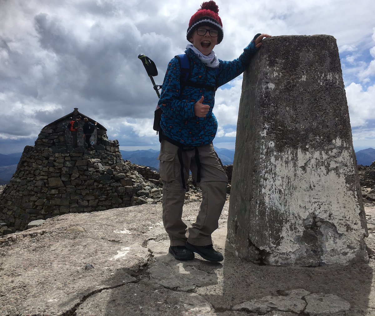 kimsthorne's tweet photo. Mission accomplished!#bennevis #hebelieved
@WoodlandsPrim1 @SAMHtweets @ourcarnoustie https://t.co/MDwOTq5Ruh