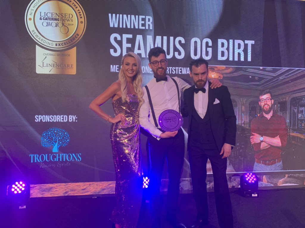 LCNmagazine's tweet photo. After a tough final competition, our winner for Mixologist Of The Year has been picked! Congratulations to Seamus Og Birt Of @MeAndMrsJonesNI 👏🏻🎉🍹 sponsored by @TroughtonsMixer 💞#LCNAwards2019 https://t.co/fKrngZ8xYv