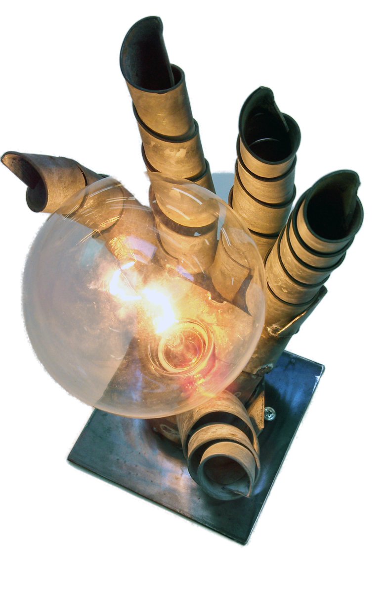 WineCraftsman's tweet photo. Looking for lighting that’s sure to grab your attention? The Tenome can give you a hand (or two). Use the code HANDOFFATE (or just click the link below) to get 30% until June 15th (while supplies last; discount applied during checkout).

https://t.co/XBXEgzze96 https://t.co/7hzb9cc5dT