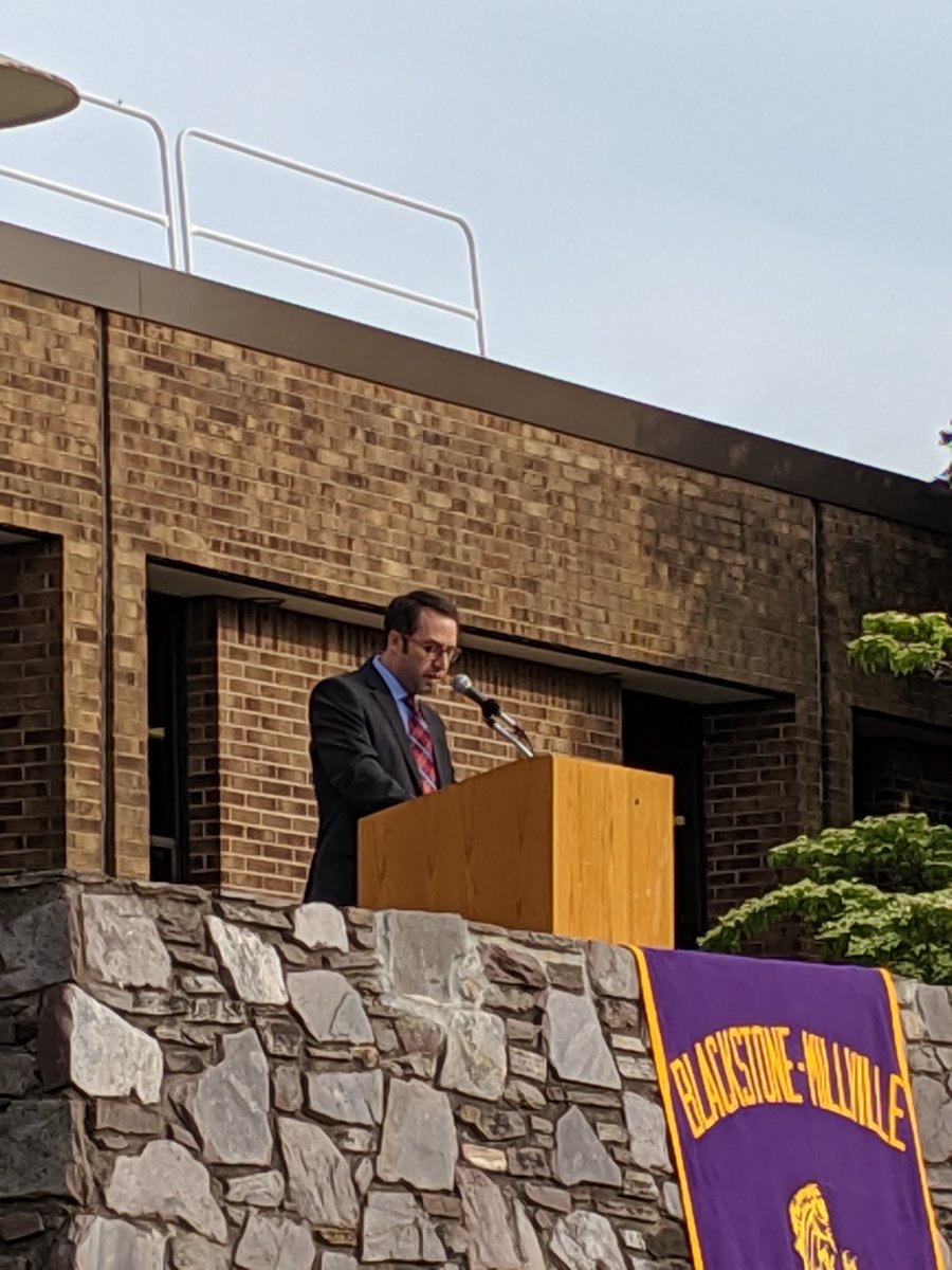 MsRounds's tweet photo. Principal's remarks.  #bmrgraduation2019 https://t.co/SWfz4bUzdK