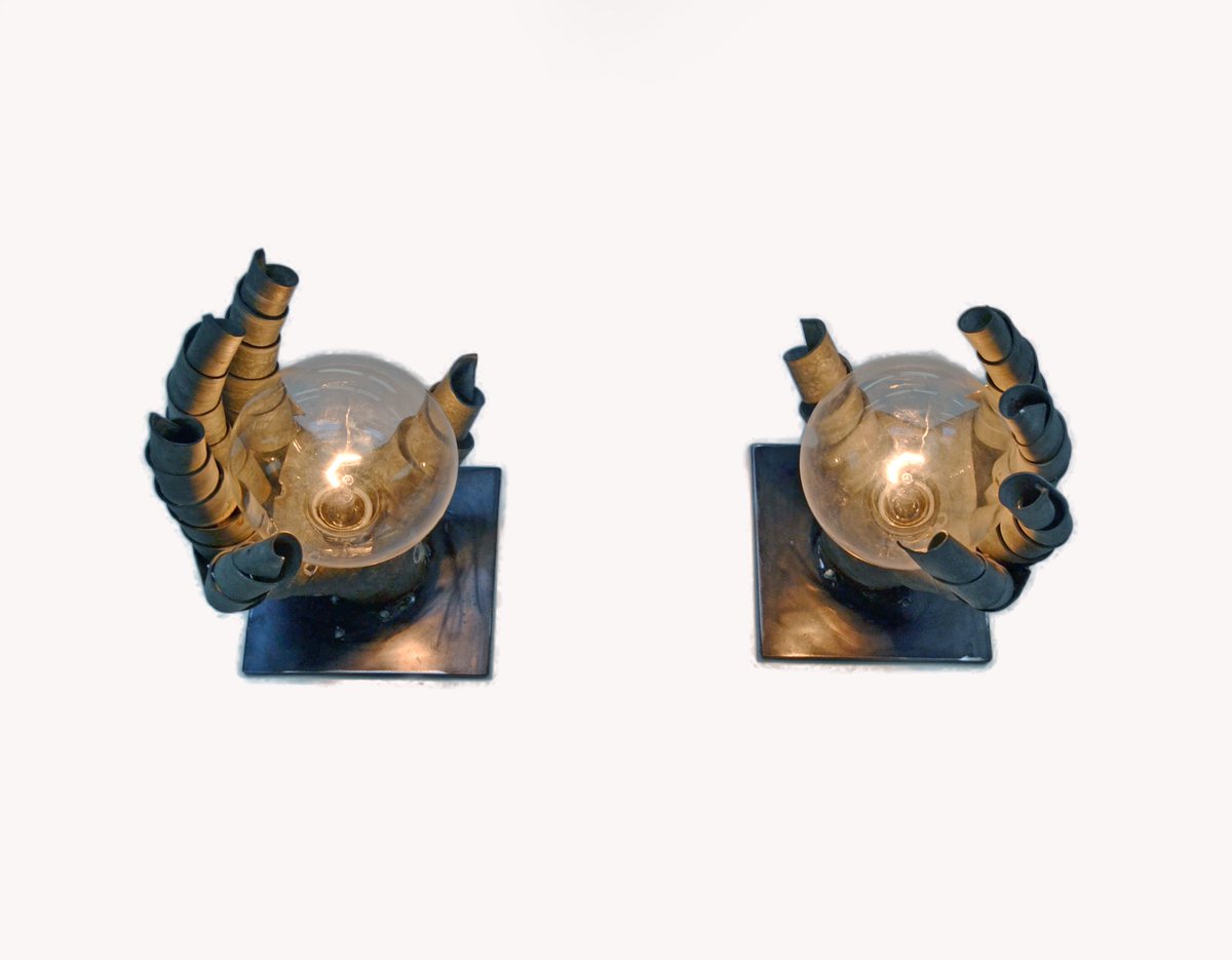 WineCraftsman's tweet photo. Looking for lighting that’s sure to grab your attention? The Tenome can give you a hand (or two). Use the code HANDOFFATE (or just click the link below) to get 30% until June 15th (while supplies last; discount applied during checkout).

https://t.co/XBXEgzze96 https://t.co/7hzb9cc5dT