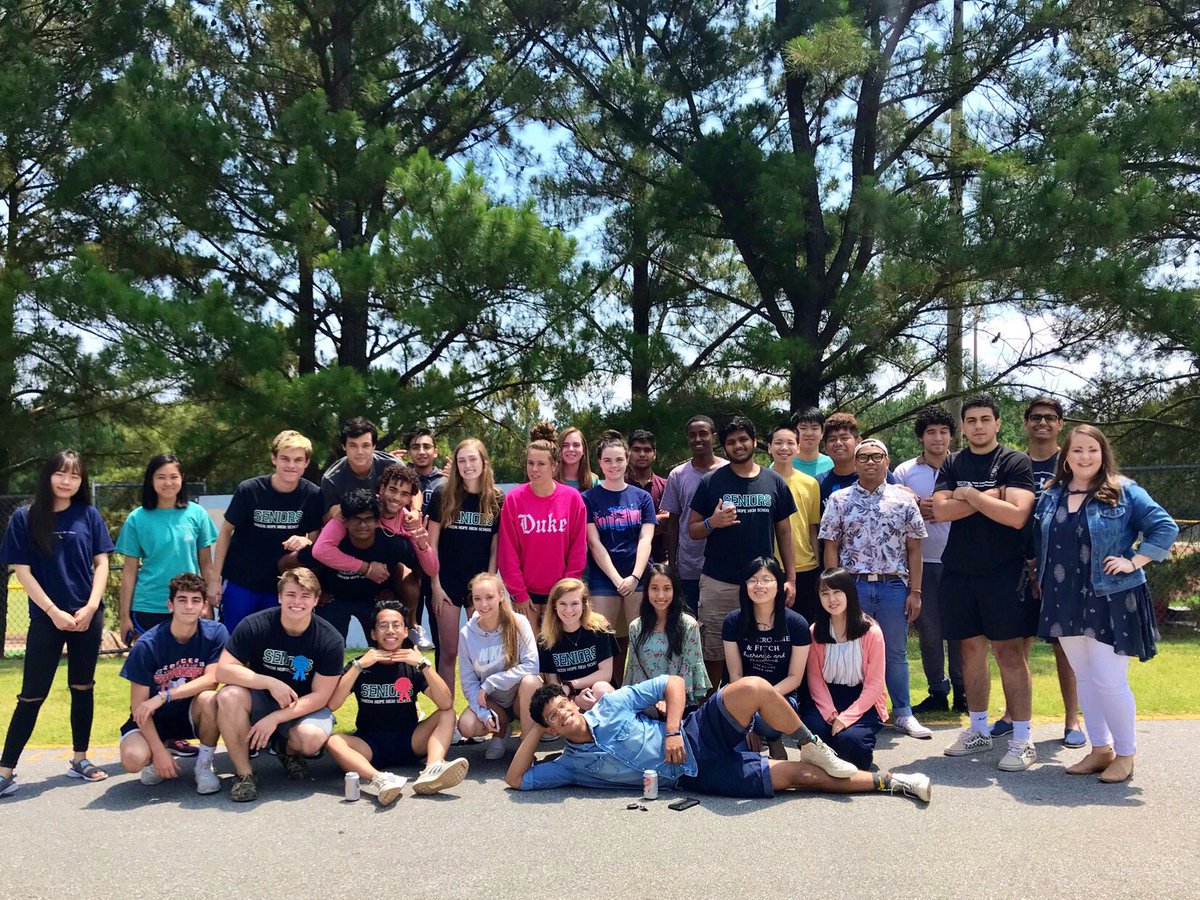Ms_McDavid's tweet photo. Class pics! https://t.co/Jodw8A2mp7