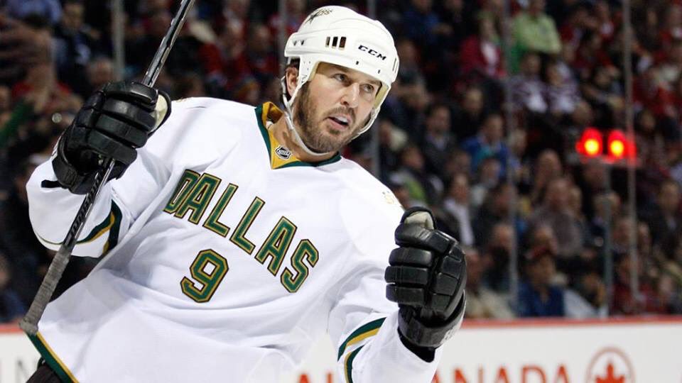 Happy Birthday to 2015 inductee Mike Modano! 