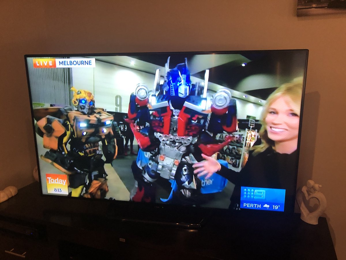 FriendInMeAUS's tweet photo. We love seeing our friends and supporters on TV #melbournetransformers https://t.co/AkMzgsvrhK