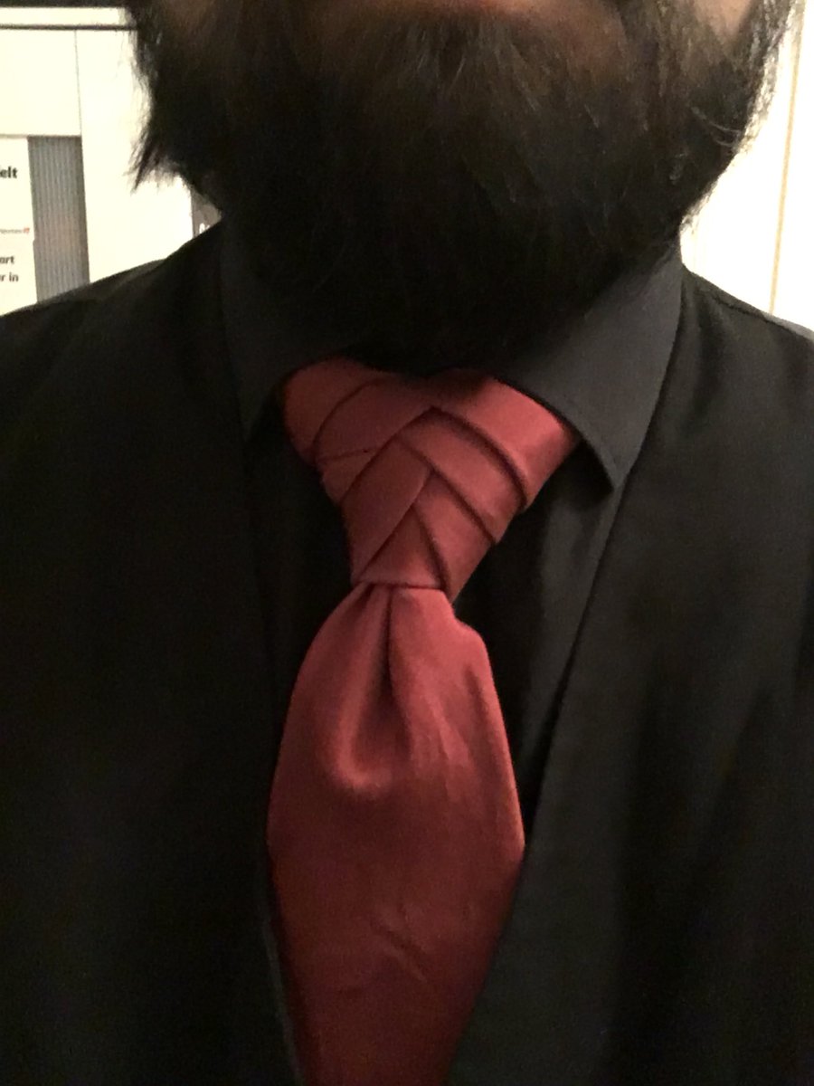 ArdenVandel's tweet photo. For tonight‘s heist I go full #EldritchKnot ! Let the Party at KobraKeller begin! https://t.co/jCOE7uQCgD