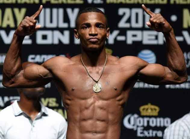 El cubano Erislandy Lara se enfrentará al mexicano Ramón “Inocente” Álvarez, combate que se daría el próximo 31 de agosto en velada organizada por  Premier Boxing Champions. Así lo confirmo Jorge Ebro en El Nuevo Herald.