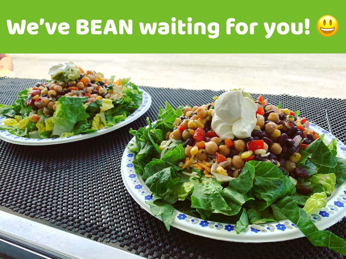 OhNaturalFood's tweet photo. Have you tried our Blackbean and Chickpea wrap as a salad?  
So fresh.  So crisp.  So delish! 
Grab one at any of our locations this weekend!

Sat- Kelowna Farmers market 8-1
Sun - Peachland Farmers market 10-2
Mon - UBC Okanagan 10:30-2:30

#kelowna #kelownafarmersmarket https://t.co/MYg0qkgtkP
