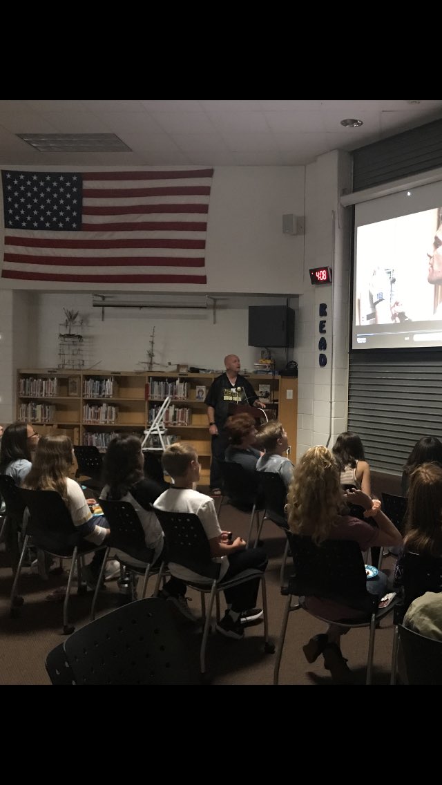 MarkLan06267002's tweet photo. HOMS 7th graders can't get enough of the Civil War this year.  Final Friday film National Treasure 2 on our fantastic new video system in the Media Center.  Thanks Mr. O for the great set up this afternoon.  Loving my Lincoln tee!   #NextGenMustangs  #LoveLincoln #HistoryRocks https://t.co/dCeIkt39WS