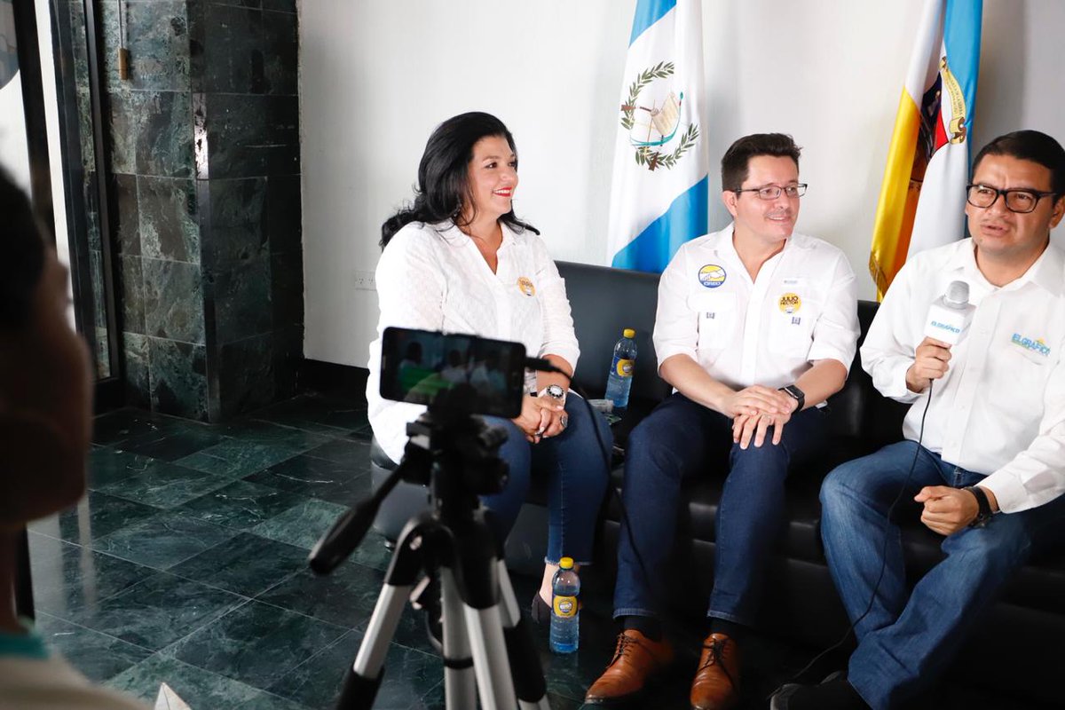 Gracias a El Gráfico de Oriente por la entrevista que nos realizó durante nuestra visita a Chiquimula. 
Seguimos trabajando por lo bueno. #YoCREOEnGuatemala