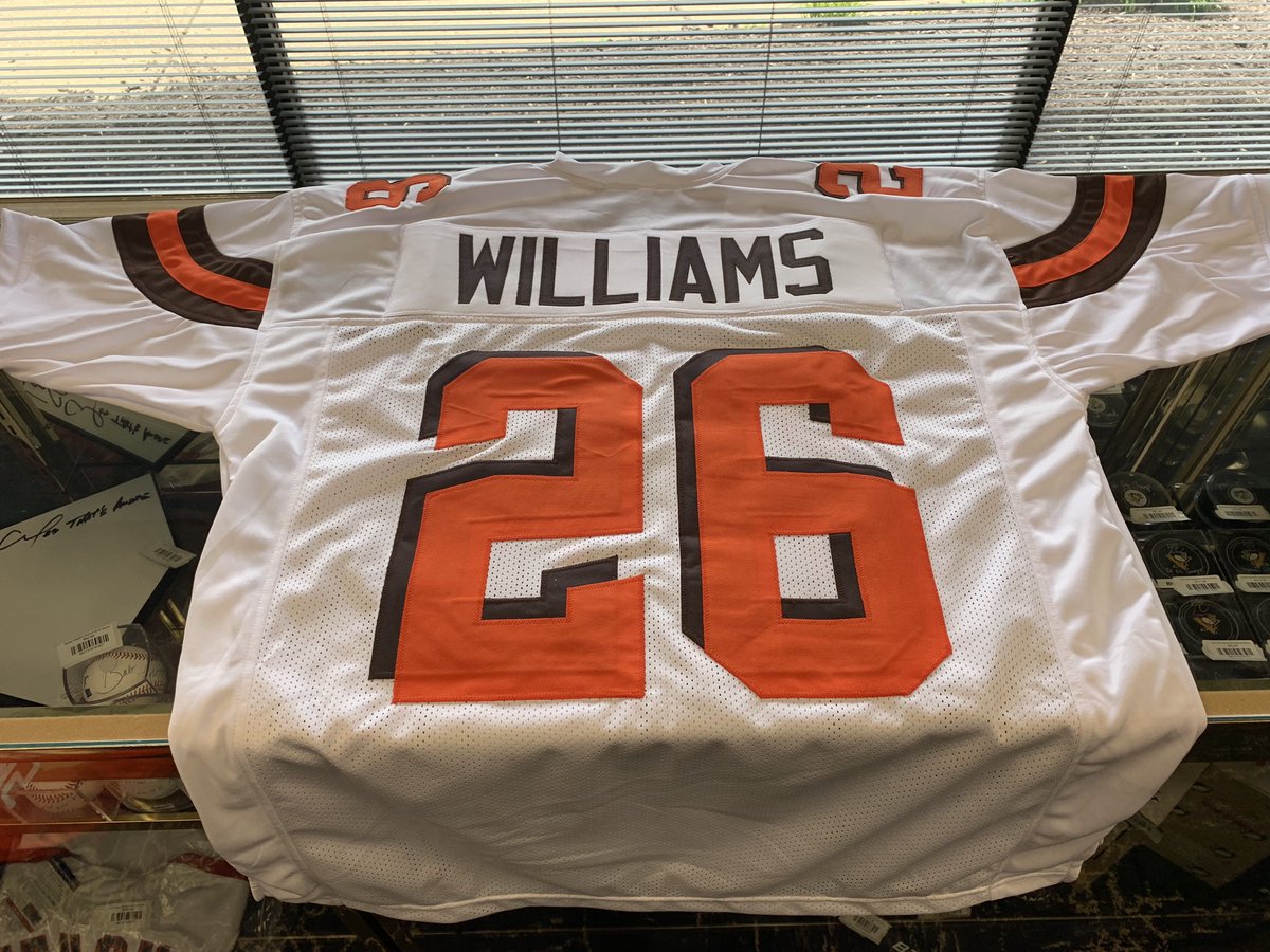 CLEMemorabilia's tweet photo. CLEEEEEEVELAAAAAAAND!
Retweet this tweet AND follow us for a chance to win one of our autographed @Greedy jerseys!
(The jersey will be signed on June 12th and the winner can pick what color jersey they want)
We’ll pick a winner Friday, June 14th at 12:00 PM EST!
Good luck! https://t.co/W20mFwXRQL